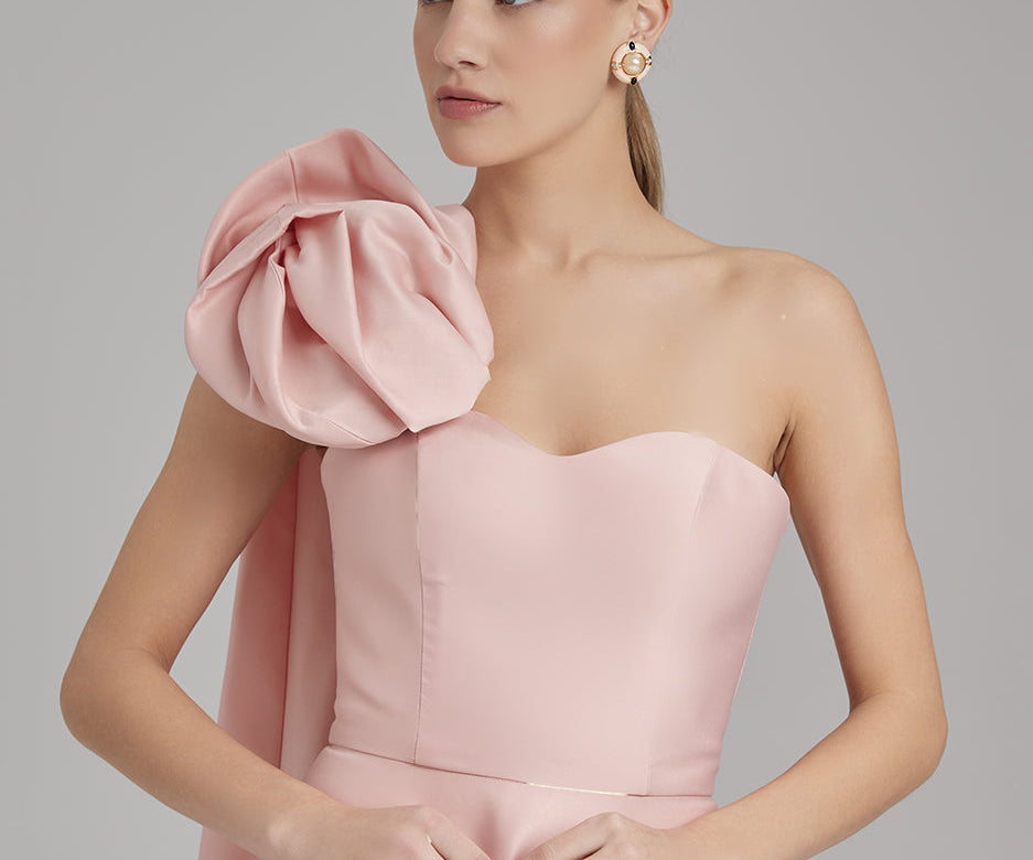 The Ultimate Guide to Choosing the Perfect Dress as a Wedding Guest or Bridesmaid